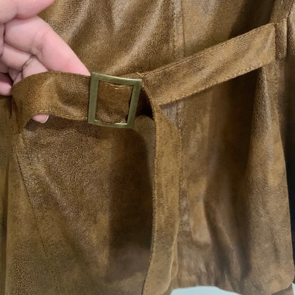 Faux suede vest/waistcoat - Picture 5 of 6